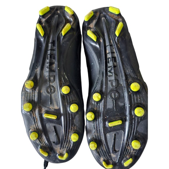 -Boys Nike Tiempo Soccer Cleats‎ Sz 3.5 - Picture 3 of 7